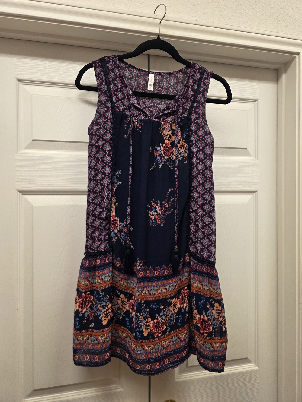 Xhilaration Navy Multicolor Floral Border Sleeveless Shift Dress Size XS